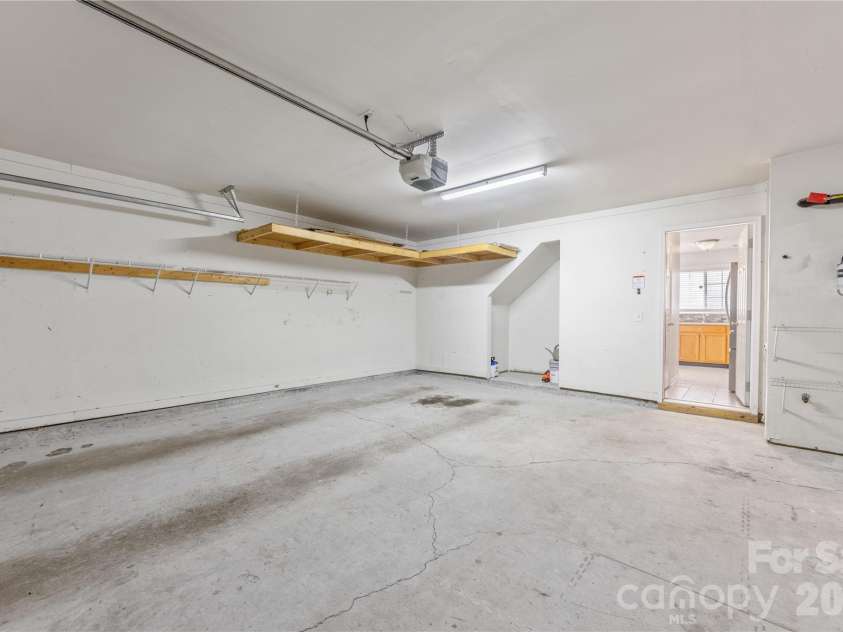 9314 Meadowmont View Drive, Charlotte, NC 28269.  MLS# CAR4360345, YatesRealty ID 9971. Garage