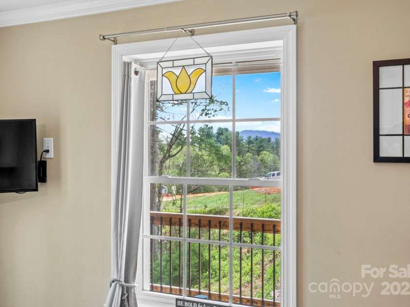 201 Pine Ridge Road, Mars Hill, NC 28754.  MLS# CAR4249865, YatesRealty ID 9973. 