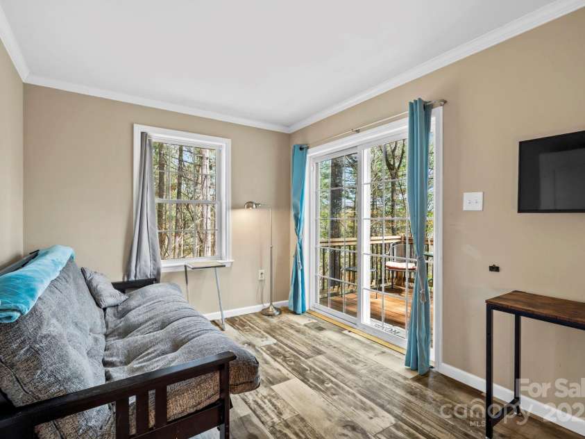 201 Pine Ridge Road, Mars Hill, NC 28754.  MLS# CAR4249865, YatesRealty ID 9973. 