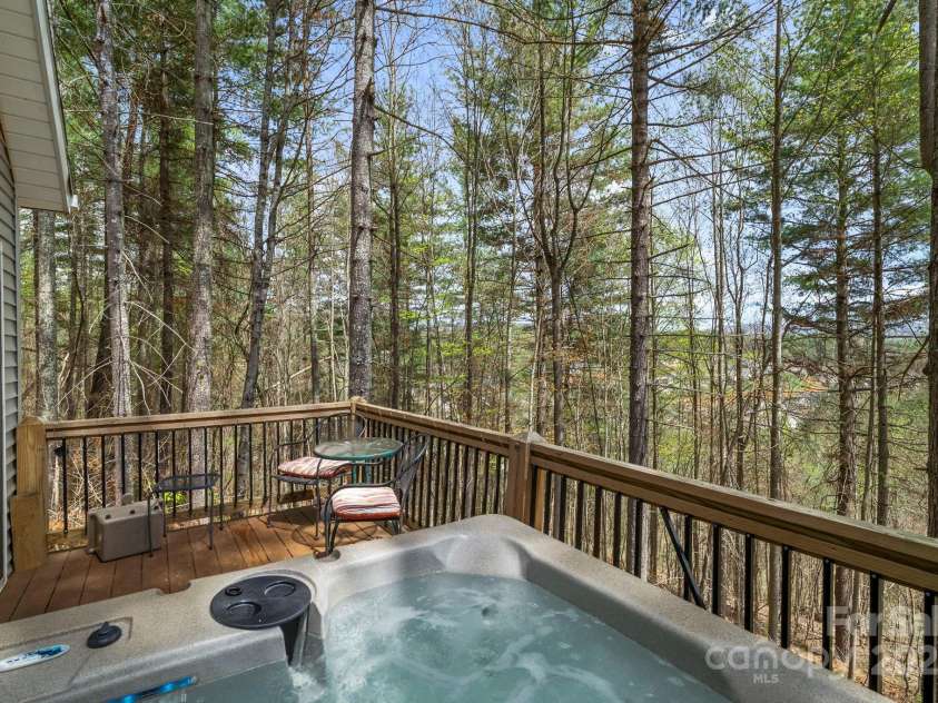 201 Pine Ridge Road, Mars Hill, NC 28754.  MLS# CAR4249865, YatesRealty ID 9973. 