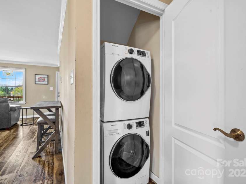 201 Pine Ridge Road, Mars Hill, NC 28754.  MLS# CAR4249865, YatesRealty ID 9973. 