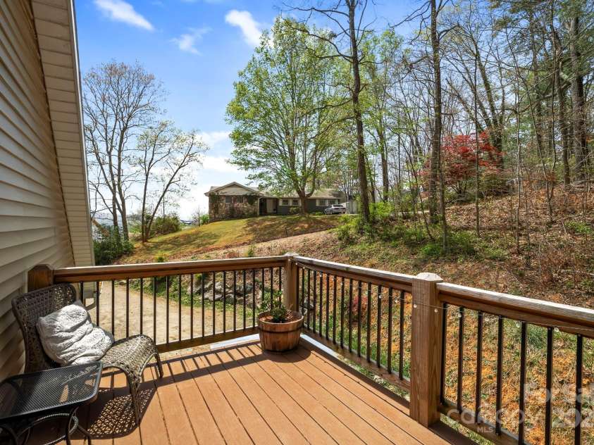 201 Pine Ridge Road, Mars Hill, NC 28754.  MLS# CAR4249865, YatesRealty ID 9973. 