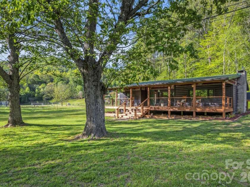 3385 Alarka Road, Bryson City, NC 28713.  MLS# CAR4364901, YatesRealty ID 9974. 