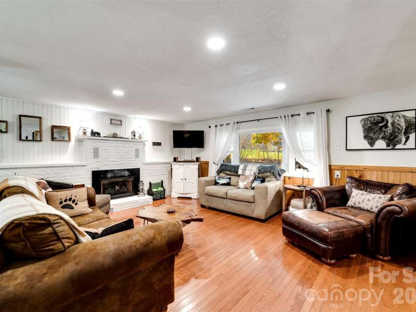 3385 Alarka Road, Bryson City, NC 28713.  MLS# CAR4364901, YatesRealty ID 9974. 