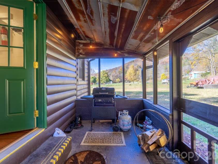 3385 Alarka Road, Bryson City, NC 28713.  MLS# CAR4364901, YatesRealty ID 9974. 