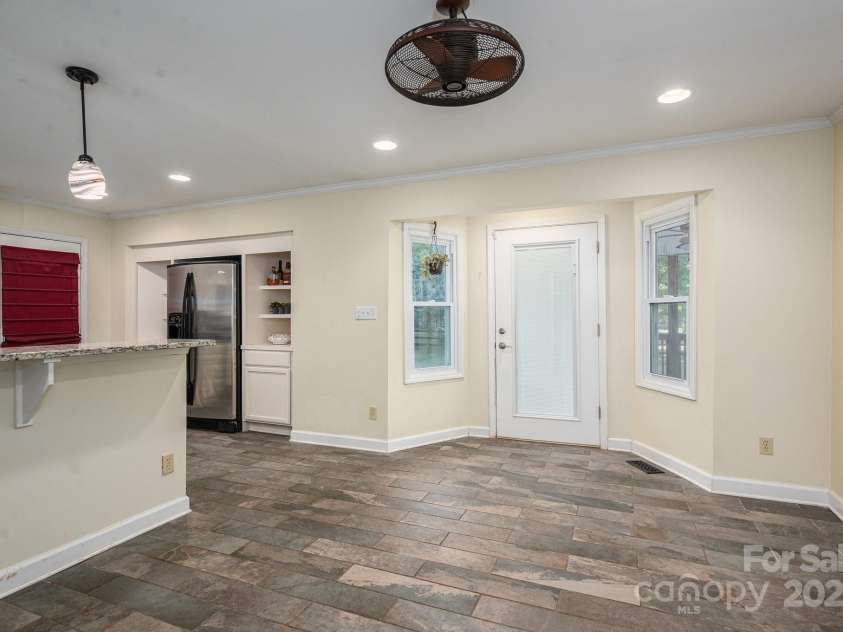 695 Linwood Road, Mooresville, NC 28115.  MLS# CAR4249252, YatesRealty ID 9974. 