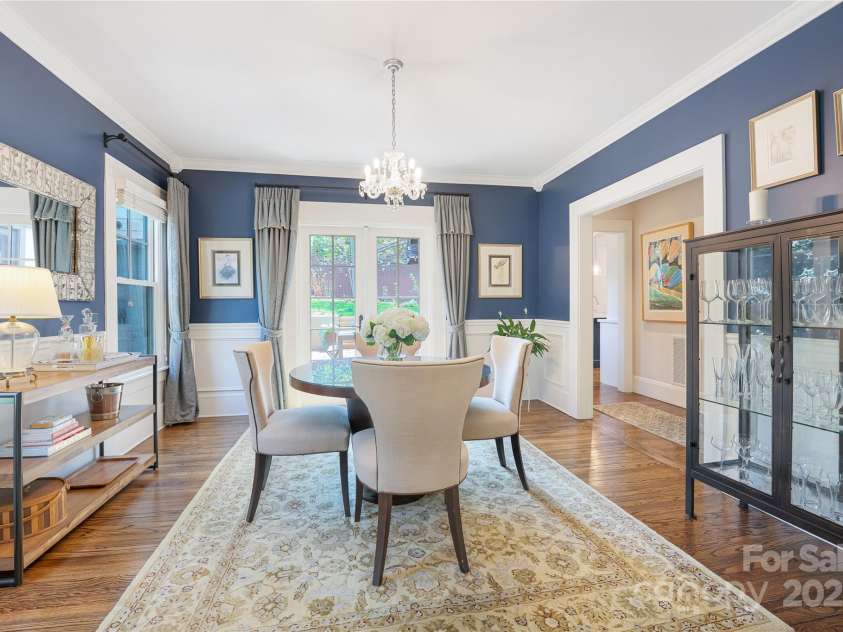 15 Warwick Road, Asheville, NC 28803.  MLS# CAR4249435, YatesRealty ID 9975. Dining Room