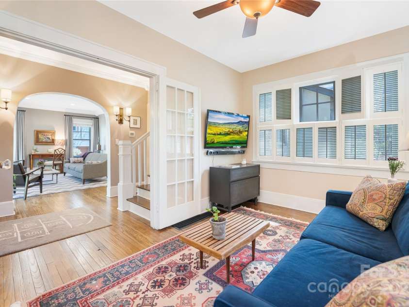 15 Warwick Road, Asheville, NC 28803.  MLS# CAR4249435, YatesRealty ID 9975. Front Right Sitting Room