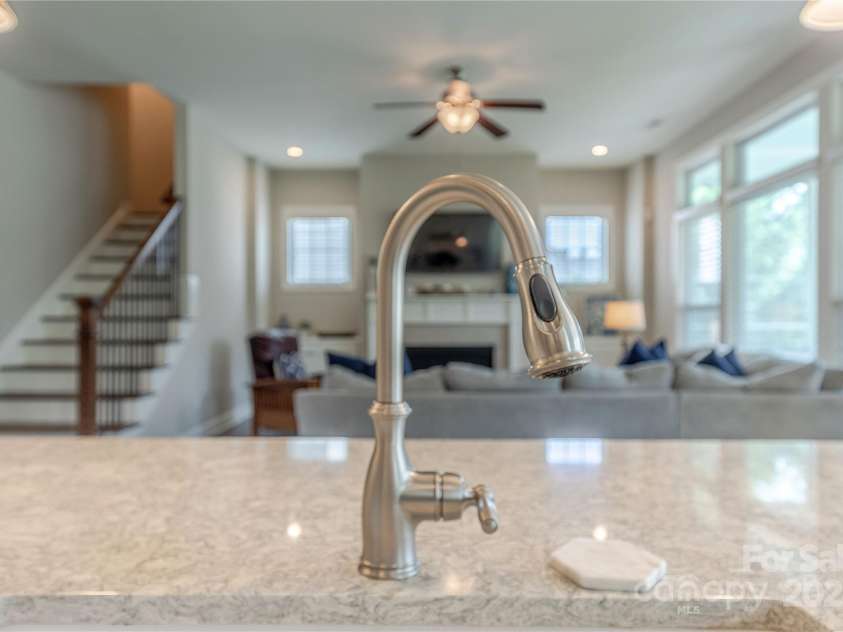 5250 Meadowcroft Way, Fort Mill, SC 29708.  MLS# CAR4251880, YatesRealty ID 9976. Attention To Detail