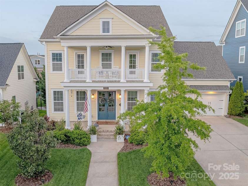 5250 Meadowcroft Way, Fort Mill, SC 29708.  MLS# CAR4251880, YatesRealty ID 9976. Double Front Porch