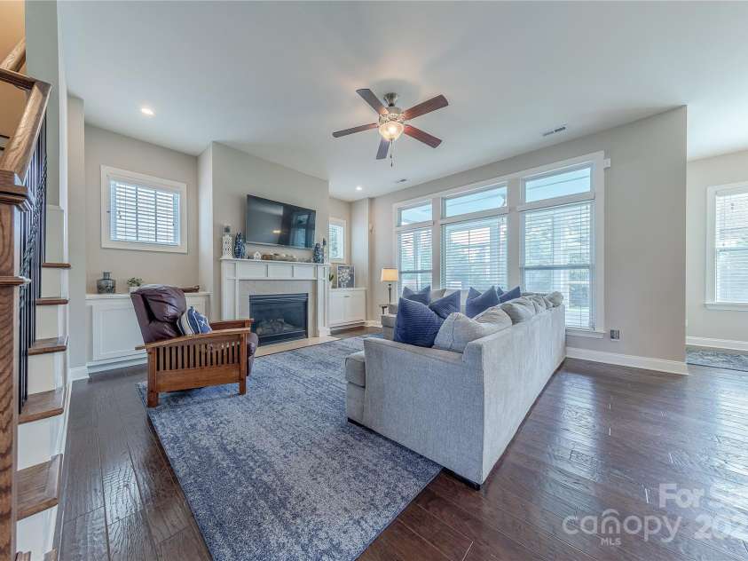 5250 Meadowcroft Way, Fort Mill, SC 29708.  MLS# CAR4251880, YatesRealty ID 9976. Great Room