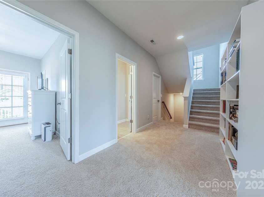 5250 Meadowcroft Way, Fort Mill, SC 29708.  MLS# CAR4251880, YatesRealty ID 9976. New Carpet!
