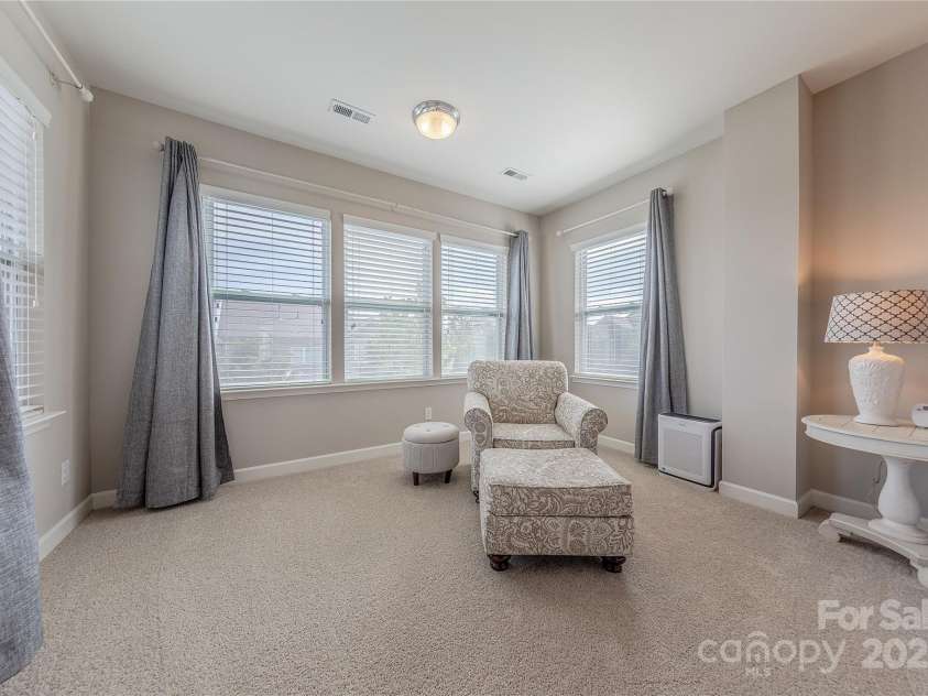 5250 Meadowcroft Way, Fort Mill, SC 29708.  MLS# CAR4251880, YatesRealty ID 9976. Sitting Area