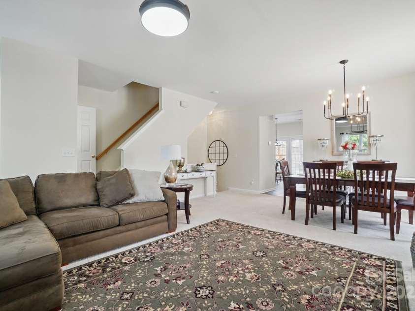 9204 Washam Potts Road, Cornelius, NC 28031.  MLS# CAR4252980, YatesRealty ID 9977. 