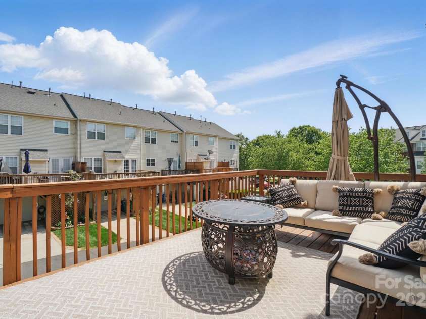 9204 Washam Potts Road, Cornelius, NC 28031.  MLS# CAR4252980, YatesRealty ID 9977. 