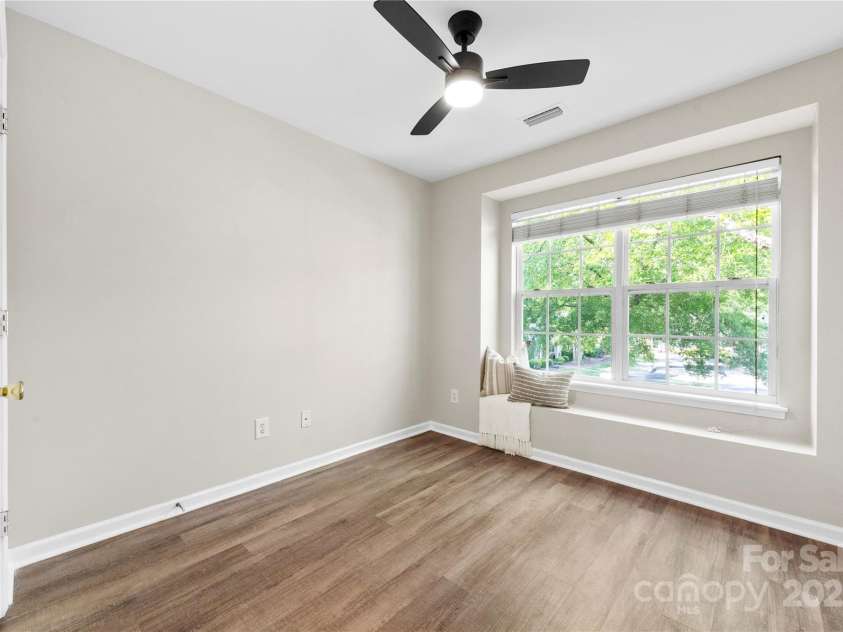 12536 Hennigan Place Lane, Charlotte, NC 28214.  MLS# CAR4253038, YatesRealty ID 9978. 