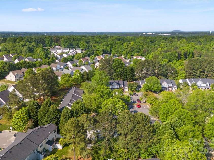 12536 Hennigan Place Lane, Charlotte, NC 28214.  MLS# CAR4253038, YatesRealty ID 9978. 