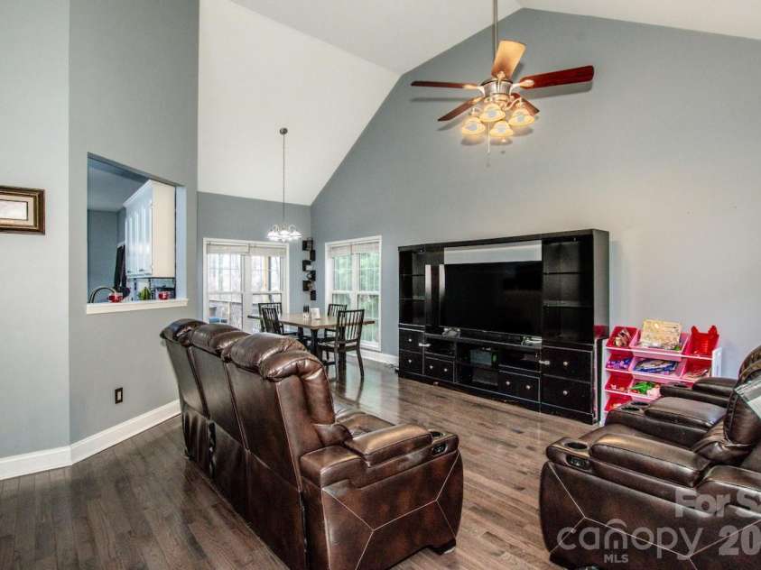 225 Delview Drive, Cherryville, NC 28021.  MLS# CAR4355321, YatesRealty ID 9978. 