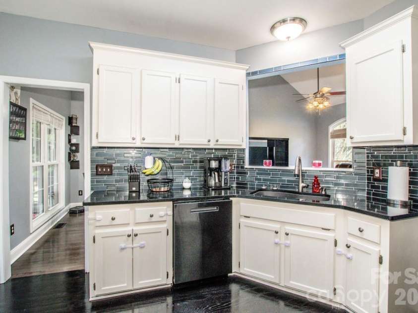 225 Delview Drive, Cherryville, NC 28021.  MLS# CAR4355321, YatesRealty ID 9978. 