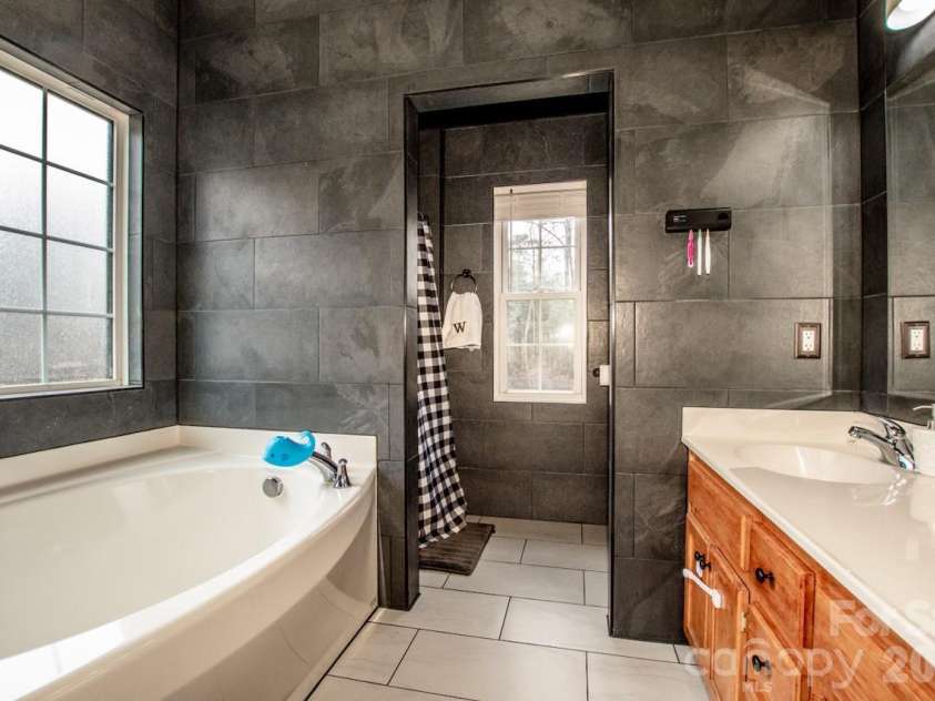 225 Delview Drive, Cherryville, NC 28021.  MLS# CAR4355321, YatesRealty ID 9978. 