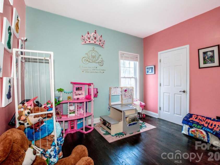 225 Delview Drive, Cherryville, NC 28021.  MLS# CAR4355321, YatesRealty ID 9978. 