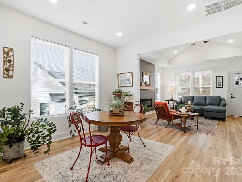 494 22nd Street, Kannapolis, NC 28083.  MLS# CAR4325150, YatesRealty ID 998. 