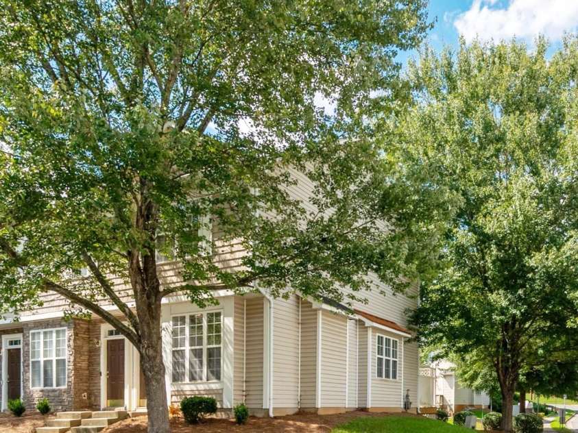 575 Goldstaff Lane, Charlotte, NC 28273.  MLS# CAR4291975, YatesRealty ID 9980. 