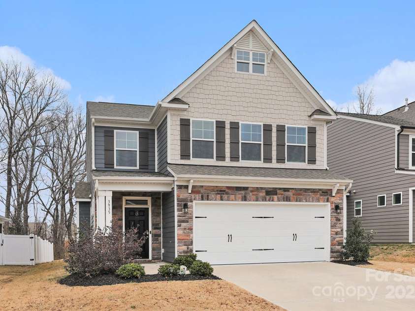 3935 Center Place Drive, Harrisburg, NC 28075.  MLS# CAR4331484, YatesRealty ID 9981. 