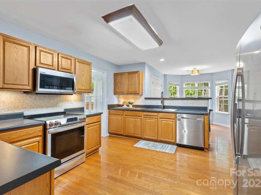 9010 Davis Crossing Court, Charlotte, NC 28269.  MLS# CAR4247554, YatesRealty ID 9982. 