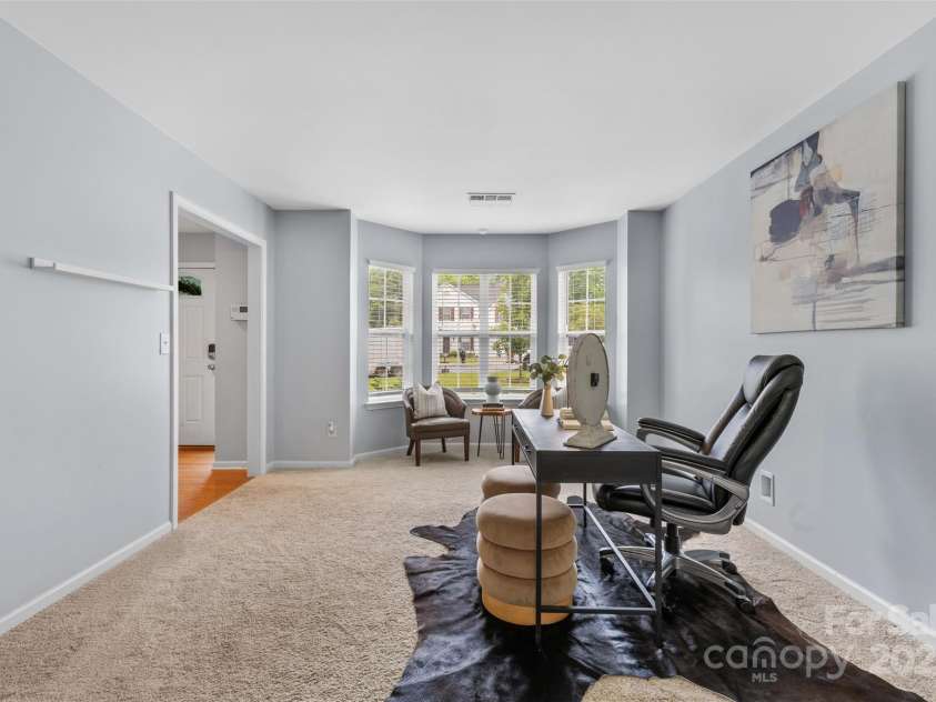 9010 Davis Crossing Court, Charlotte, NC 28269.  MLS# CAR4247554, YatesRealty ID 9982. 