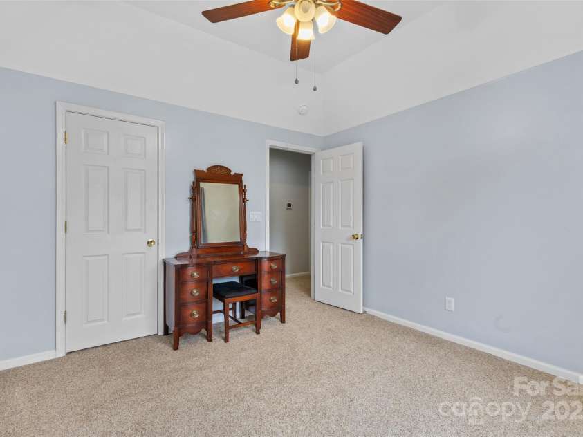 9010 Davis Crossing Court, Charlotte, NC 28269.  MLS# CAR4247554, YatesRealty ID 9982. 