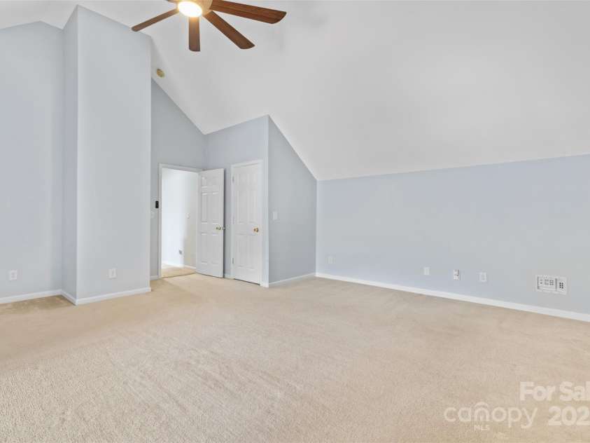 9010 Davis Crossing Court, Charlotte, NC 28269.  MLS# CAR4247554, YatesRealty ID 9982. 