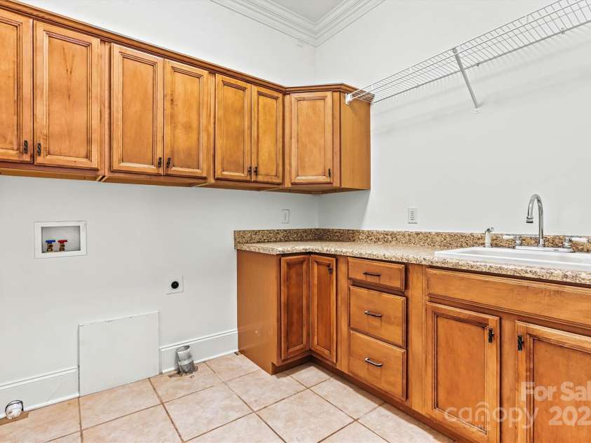 7722 Juniper Lane, Denver, NC 28037.  MLS# CAR4329145, YatesRealty ID 9984. 