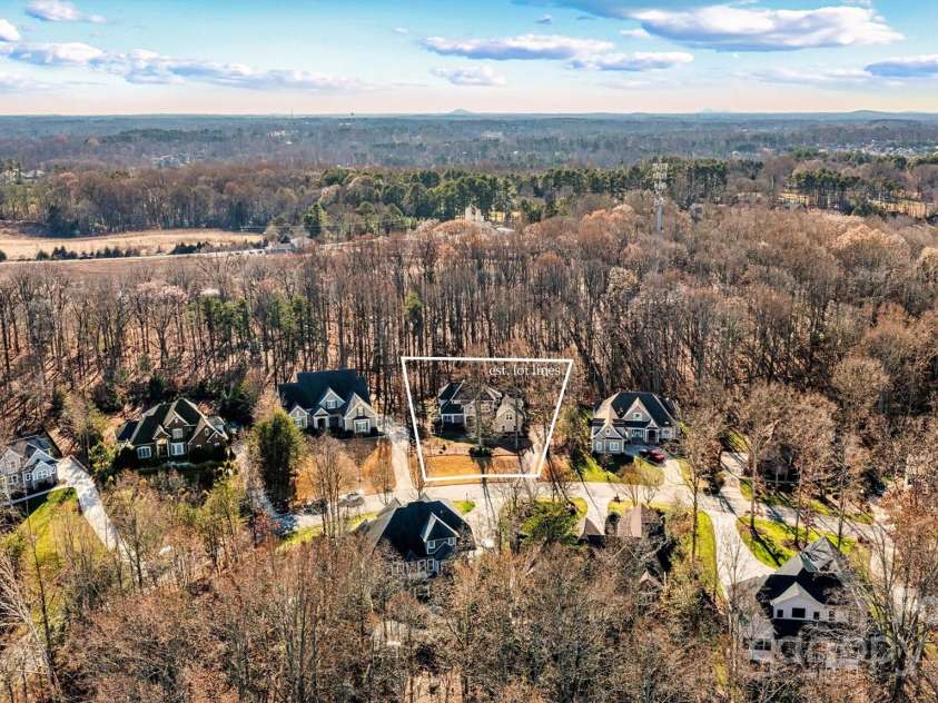 7722 Juniper Lane, Denver, NC 28037.  MLS# CAR4329145, YatesRealty ID 9984. 