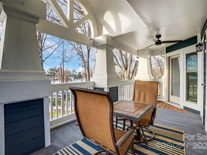 703 Southwest Drive, Davidson, NC 28036.  MLS# CAR4208692, YatesRealty ID 9985. 