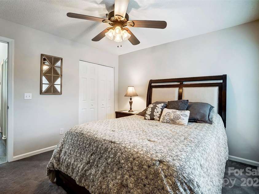 703 Southwest Drive, Davidson, NC 28036.  MLS# CAR4208692, YatesRealty ID 9985. 