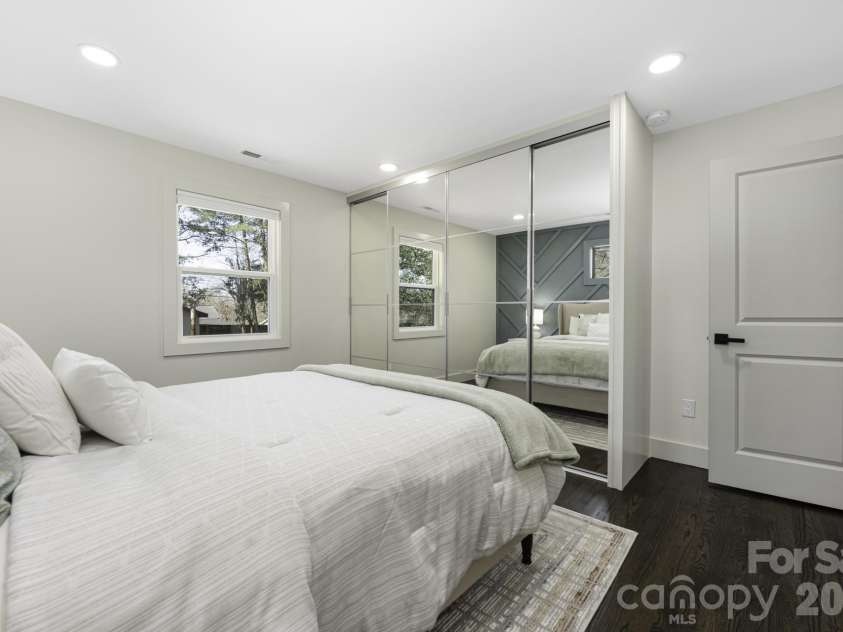 1713 Davis Park Road, Gastonia, NC 28052.  MLS# CAR4341054, YatesRealty ID 9987. 