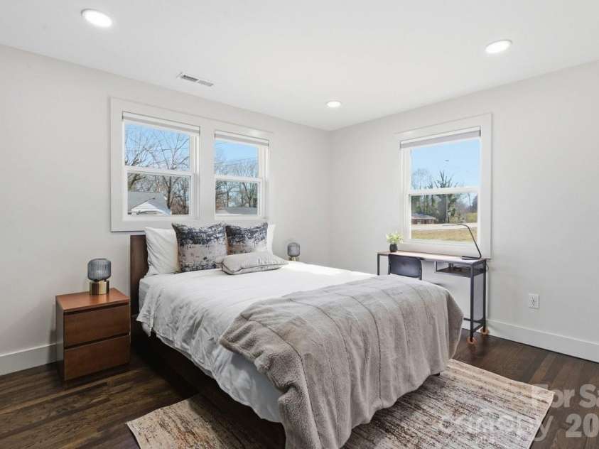 1713 Davis Park Road, Gastonia, NC 28052.  MLS# CAR4341054, YatesRealty ID 9987. 