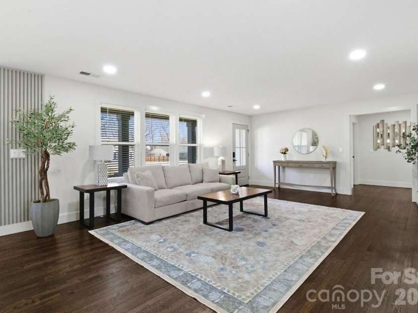 1713 Davis Park Road, Gastonia, NC 28052.  MLS# CAR4341054, YatesRealty ID 9987. 