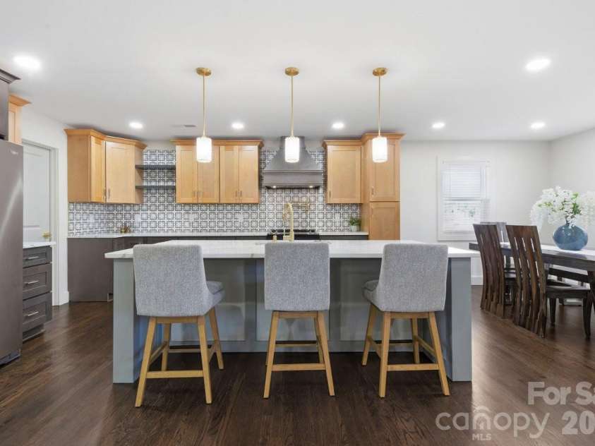 1713 Davis Park Road, Gastonia, NC 28052.  MLS# CAR4341054, YatesRealty ID 9987. 