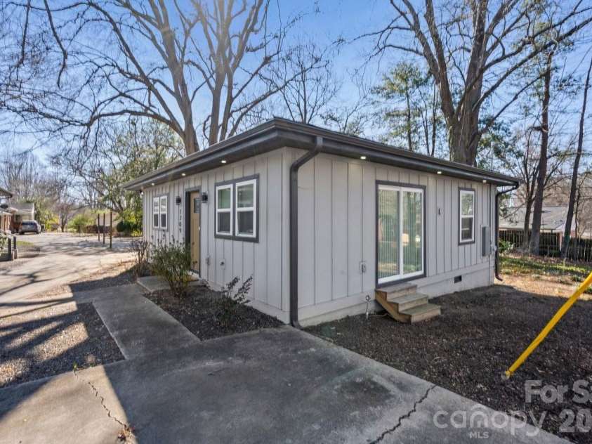 1713 Davis Park Road, Gastonia, NC 28052.  MLS# CAR4341054, YatesRealty ID 9987. 