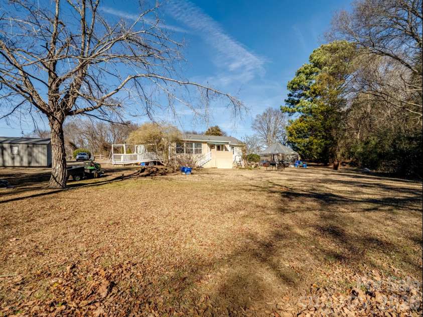 1909 Charlotte Highway, York, SC 29745.  MLS# CAR4330555, YatesRealty ID 9987. 