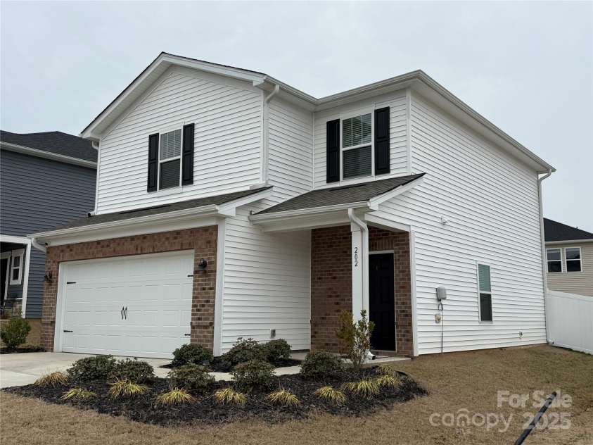 202 J.P. Drive, Albemarle, NC 28001.  MLS# CAR4229112, YatesRealty ID 9987. 