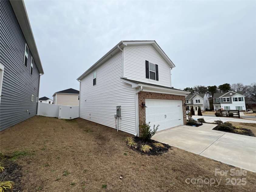 202 J.P. Drive, Albemarle, NC 28001.  MLS# CAR4229112, YatesRealty ID 9987. 