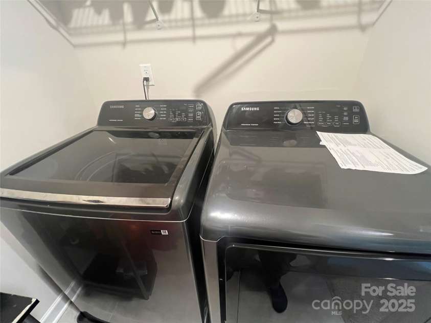 202 J.P. Drive, Albemarle, NC 28001.  MLS# CAR4229112, YatesRealty ID 9987. Washer/dryer