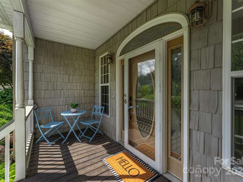 415 Kingfisher Lane, Mills River, NC 28759.  MLS# CAR4234058, YatesRealty ID 9988. 