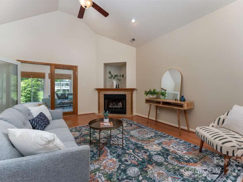 415 Kingfisher Lane, Mills River, NC 28759.  MLS# CAR4234058, YatesRealty ID 9988. 