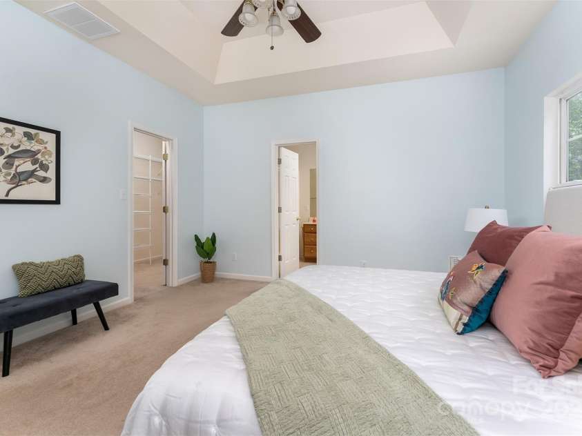 415 Kingfisher Lane, Mills River, NC 28759.  MLS# CAR4234058, YatesRealty ID 9988. 