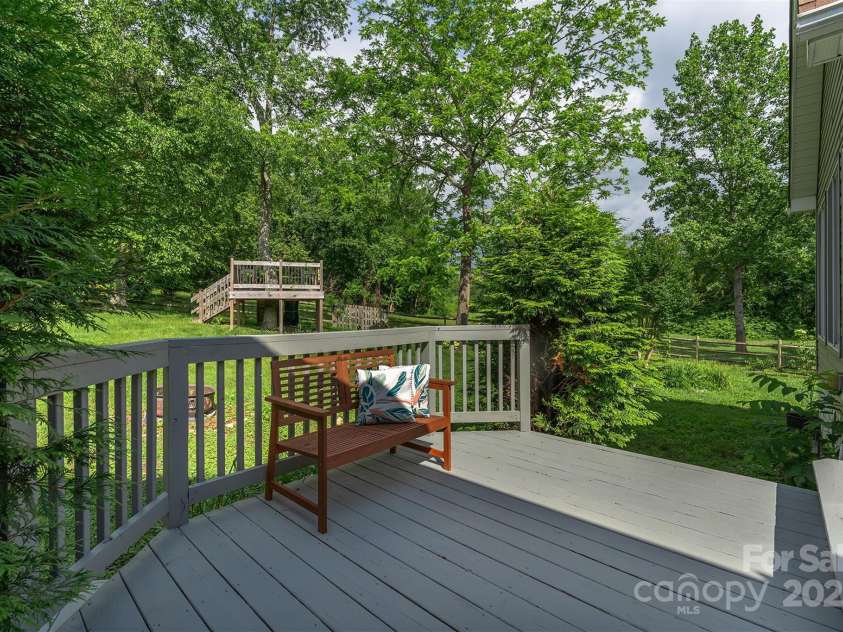 415 Kingfisher Lane, Mills River, NC 28759.  MLS# CAR4234058, YatesRealty ID 9988. 