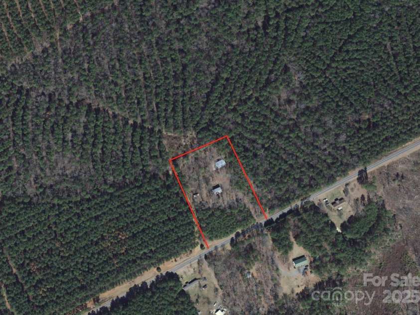368 Gaddy Farm Road, Mount Gilead, NC 27306.  MLS# CAR4296067, YatesRealty ID 999. Approximate Lot Lines